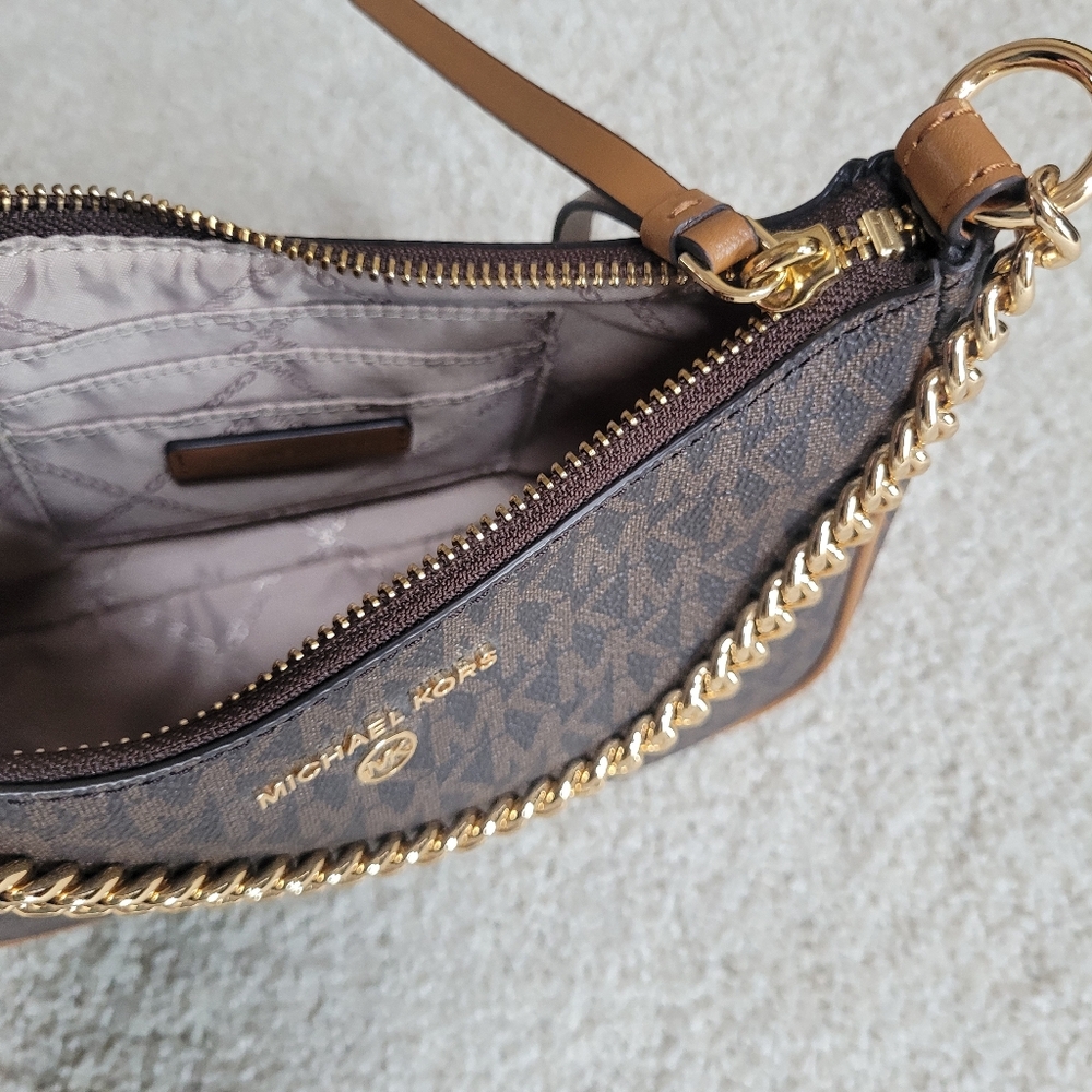 NWOT Michael Kors Monogram Jet Set Charm Small Logo Pochette - Picture 8 of 10